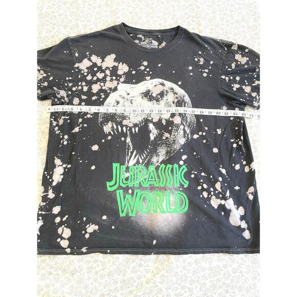 Jurassic World T-Rex Bleached Graphic Tee XL Black - Picture 4 of 5
